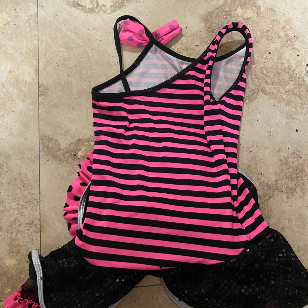 Dance Attire - Picture 6 of 6